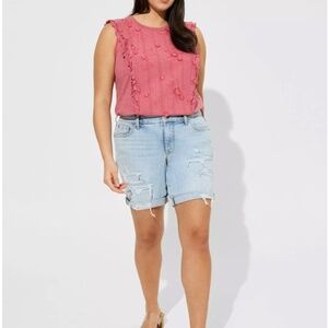 NWT Torrid Cotton Slub Woven Embroidery Front Crew Neck Ruffle Sleeve Top-Pink